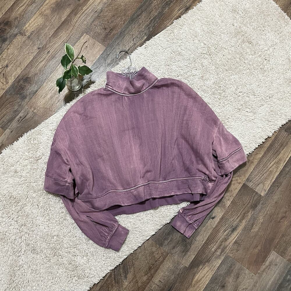 Urban Outfitters BDG Size Large Purple Mock Neck Cropped Layered Drew Sweatshirt